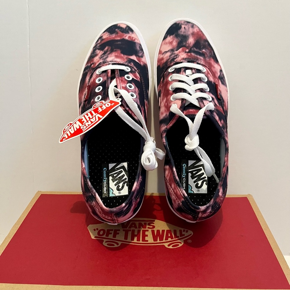 Vans Women’s Comfy Cush Automatic Grunge Wash Multi Tie Dye Sneaker.